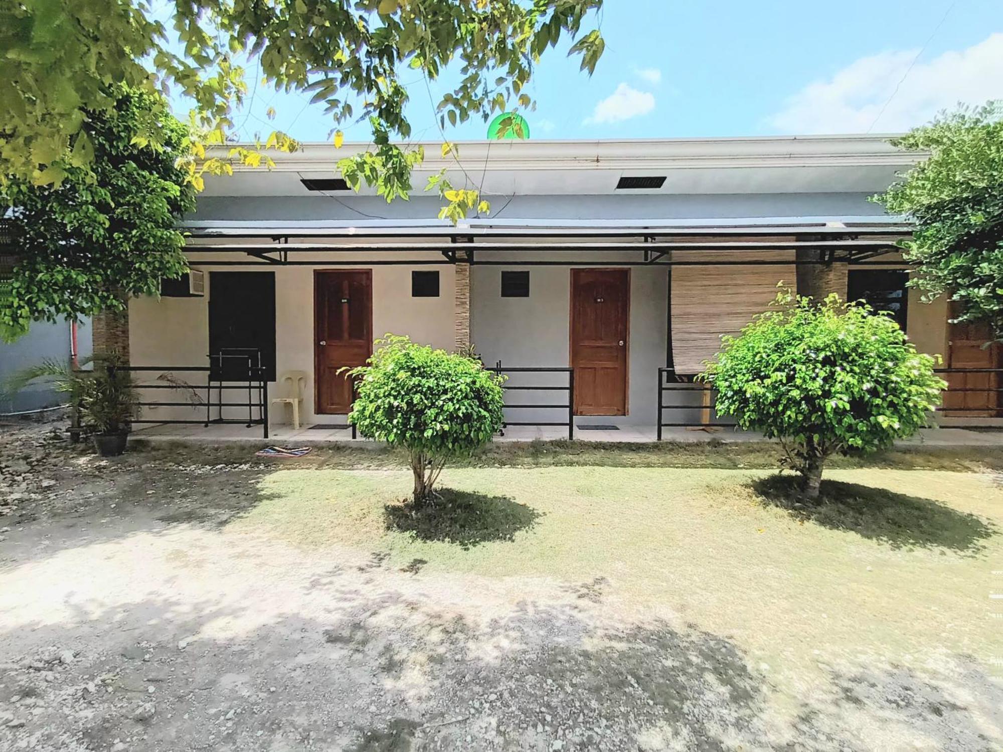 Grae'S Apartelle Moalboal Exterior foto